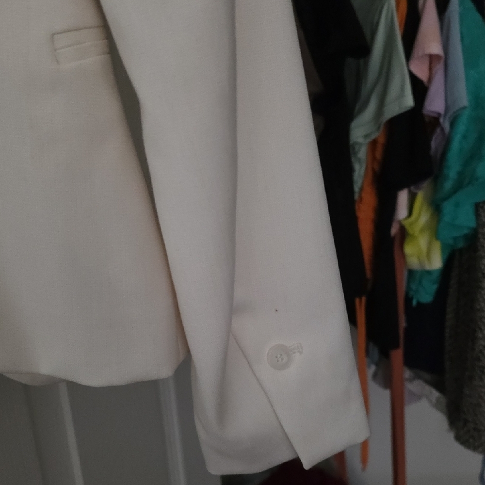 Classic Cream Single-Button Blazer for Women Sz XSmall 17×23 - Picture 9 of 10